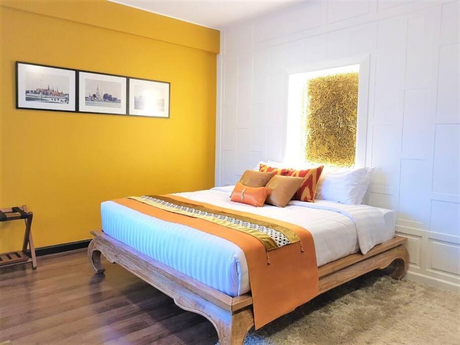 Baan Khun Nai Thonglor, Luxury Thai Biệt thự